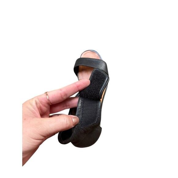 Chie Mihara Black Ruala Ankle Strap Wedge Heel Sandal - 36 / 6 - Picture 15 of 15